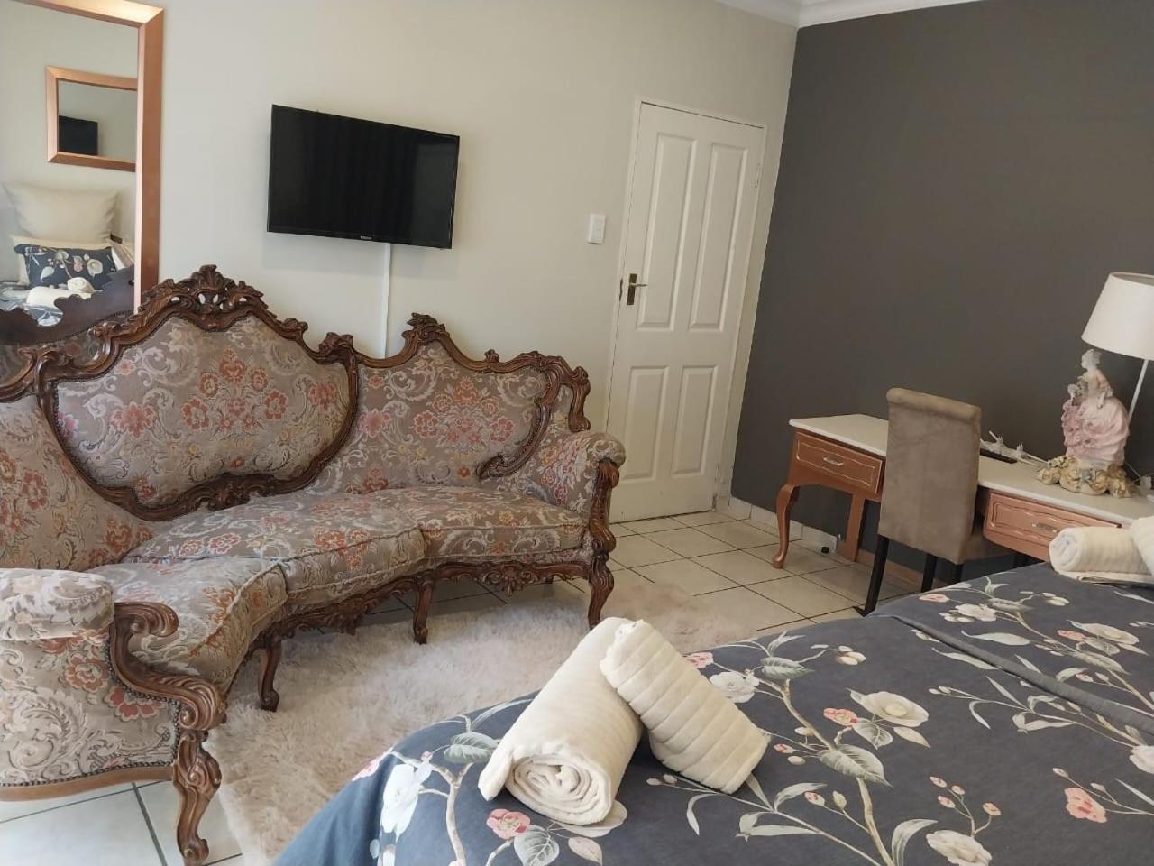 The Elephant Room At Frederick'S Place بريتوريا المظهر الخارجي الصورة